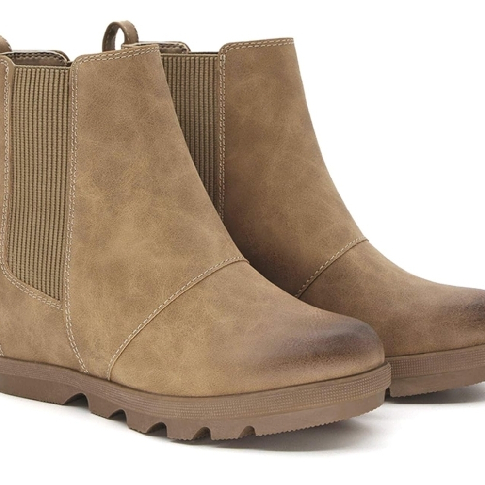 Women's Tan Ankle Boots - Picture 1 of 6